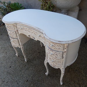 Kidney Shaped Vanity - French Provincial Vanity/Desk - Ornate Cottage Chic Carved Wood Vanity/Writing Desk - Serpentine Vanity