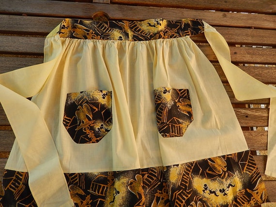 Vintage Half Apron - Handmade Ladies Half Apron - Retro Japanese 1950s Half Apron - Yellow & Brown Kitchen Apron - Rare Apron