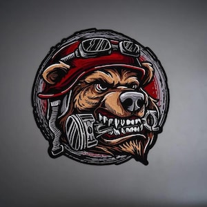 Parche trasero Engine Bear – Aplique bordado grande para motociclistas (30 x 30 cm)
