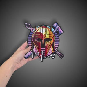 Pink Mandalorian gestickter Aufnäher - Applikation für Biker Weste, Jacke, Jeans und Denim | Star Wars Aufnäher
