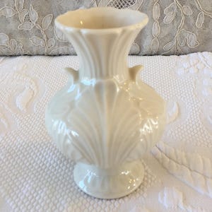 Vintage Lenox Special Leaf Design Pattern Vase. Leaves Come Up from the Bottom to Add a Gentle Turn Out at the Tips. Scalloped Edge.