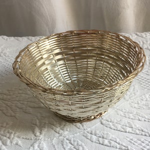 Vintage Silver Plate Wire Basket. Woven Metal Bowl Shaped Basket. Basket Container. Use to Hold Cosmetics, Trinkets or Breakfast Rolls. .