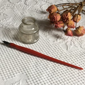 Vintage Round Inkwell and Red Plastic Dip Fountain Pen for Calligraphy and Drawing. Stained Nip From Use. Great Display or For Use.