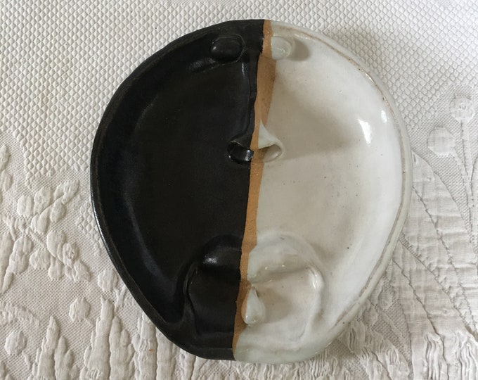 Vintage Pottery Face Ash Tray. Half Black and Half White With Etsy