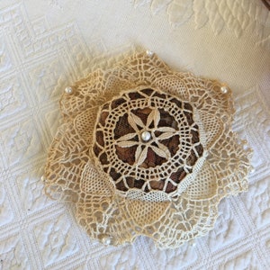 Vintage Net and Lace potpourri Holder Pomander. Old Rose Petals In Net Center. Pearls In Center and Around Edges.