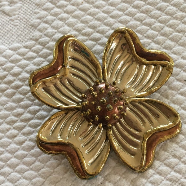 Vintage Dogwood Pin and Pendent. Gold Tone and Copper Metal Dogwood Pin Brooch. It Also Has a Ring to Hang from a Necklace. Lovely Dogwood.