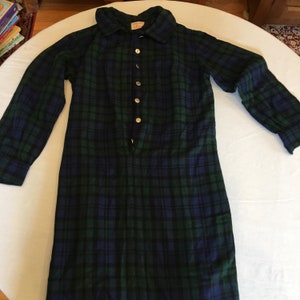 Vintage 1962 Shirtmaster by Siro Wool Green and Blue and Black Plaid Shirtwaist Dress. Shift Dress in Plaid Wool.