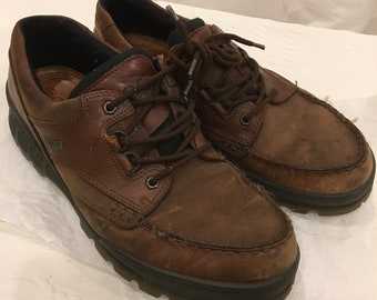 used ecco shoes