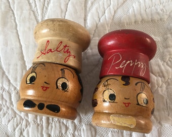 Vintage Kitty Cat Salt /& Pepper One Piece Set Wood w Leather Ears Tail 50/'s Mid Century Kitsch Decor Japan