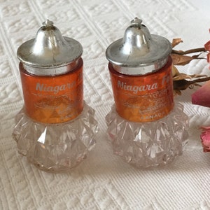 Vintage Salt and Pepper. Niagara Falls, Canada Souvenir Salt and Pepper Shakers.