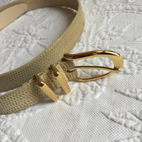 Vintage Ritz Womans Beige Snakeskin Belt with Shiny Gold Tone Buckle and Stand Up Loops. The Ritz Accessory Collection. Genuine Snakeskin M.