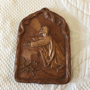 Vintage Karved-Art Plaques, E. K., Inc. Jesus Praying in the Garden Carved Image in Cathedral Shape with Hole at Top to Hang.