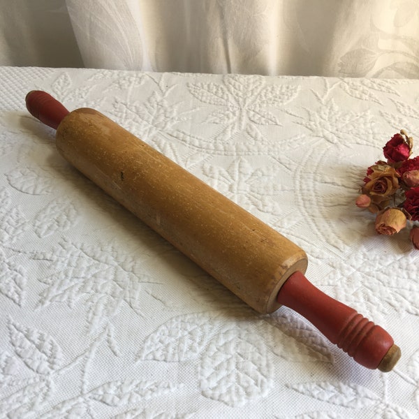 Vintage 1950s Red Handled Rolling Pin. Wooden Rolling Pin with Turning Handles. Red Handles with Decorative Groves.