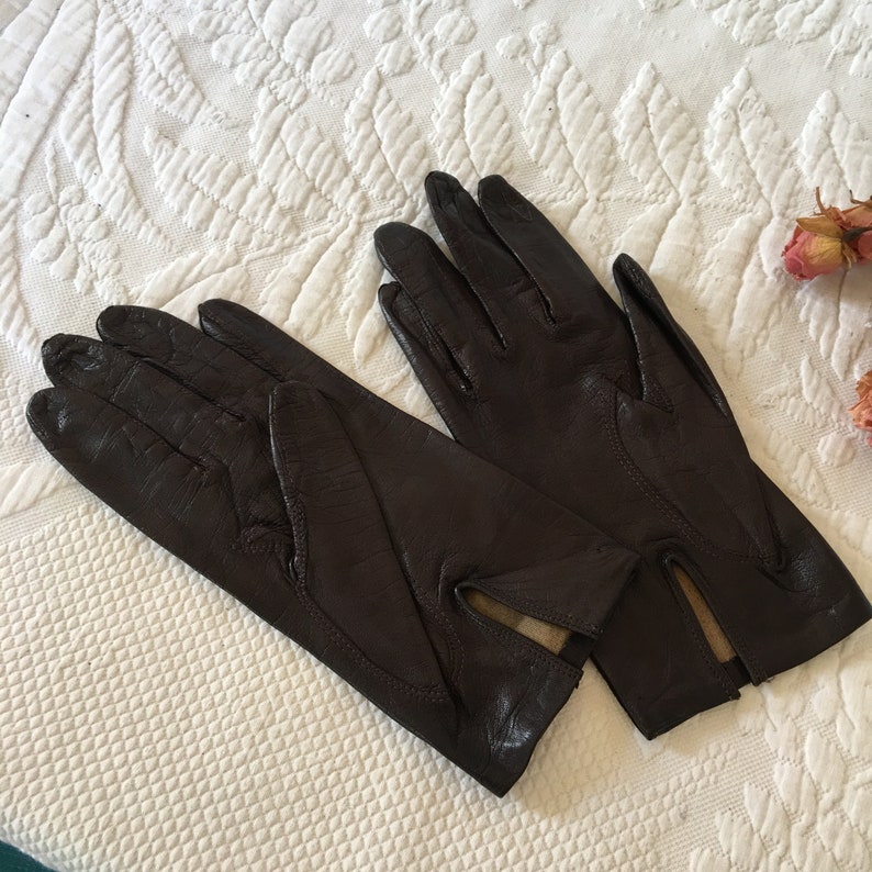 Pure Silk Lining Gloves by Superb Size 6 12 Vintage Brown Leather Gloves With Wrist Slit Vent Made in Italy.