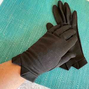 Vintage Black Classy Dressy Gloves with Double Fold Back Pointed Decoration on Back of Wrist. About a Size 7 but Not Marked.