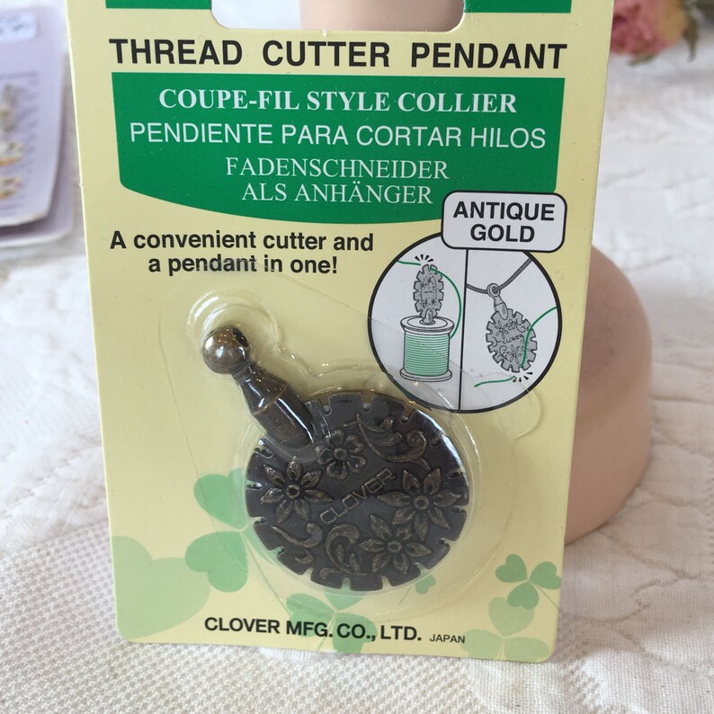 Thread Cutter Pendant in Antiqued Gold Clover CUTTER Pendant Etsy