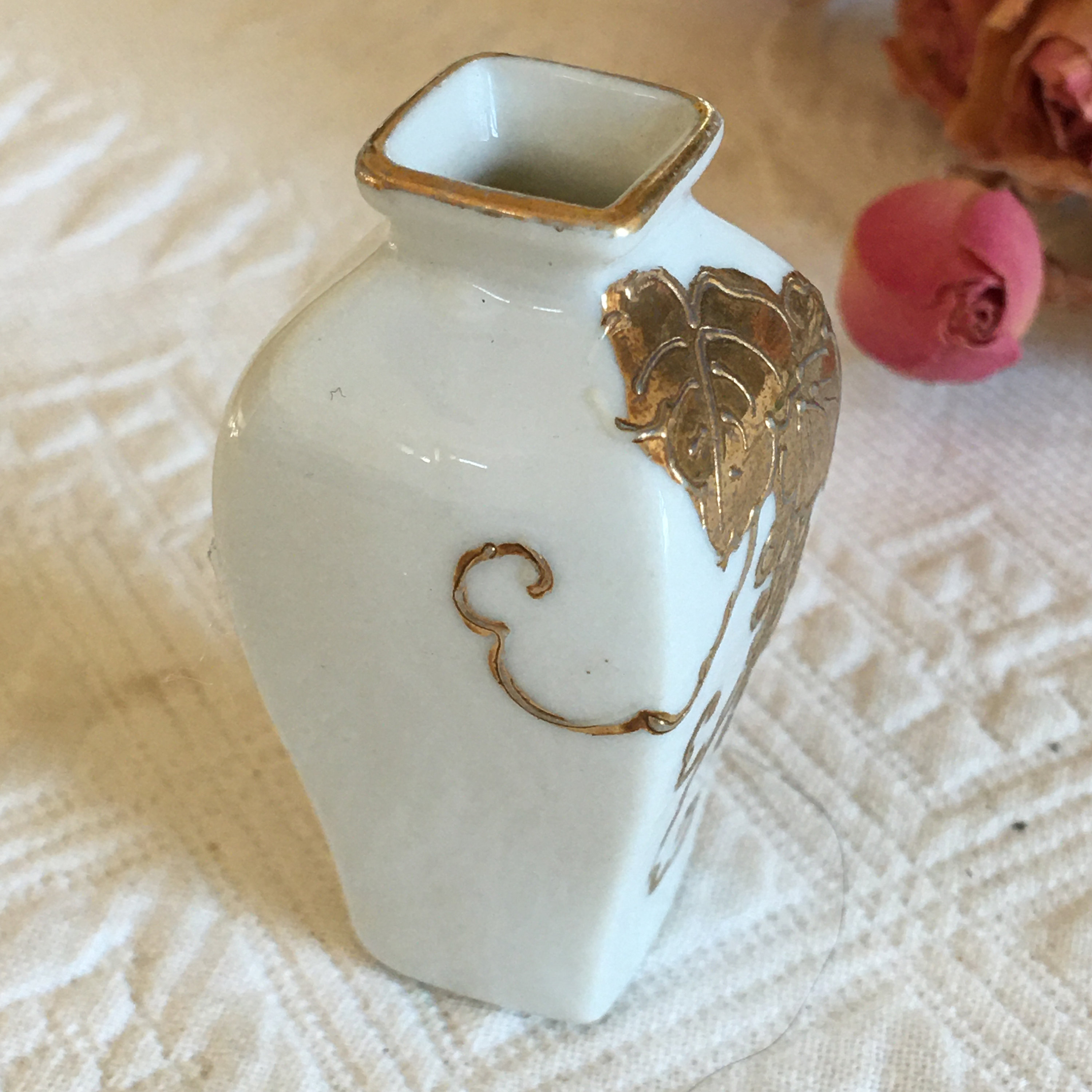 Vintage Mini Porcelain 4 Sided Vase. Doll House Vase in White Etsy