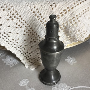 Vintage Web Pewter Weighted Saltshaker. This is a Nice Salt Shaker for the Table. Williamsburg Style Pewter.