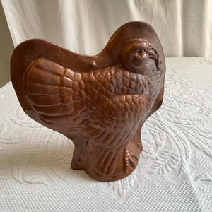 Vintage Faux Turkey Mold Decoration. Composite Turkey Figurine That Looks Like Mold of a Turkey. Great to Sit and Display for a Decoration.