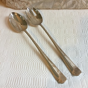 Vintage Gerity Silver Plate Salad Serving Fork and Spoon. Boxed with Tarnish Resistant Cloth Bags to Hold Spoon and Fork. Serving Set.