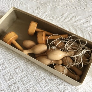 Rosewood Mix Wooden Yarn Winder for Crocheting and Knitting Yarn Ball Winder  Heavy Duty Large Capacity Natural 