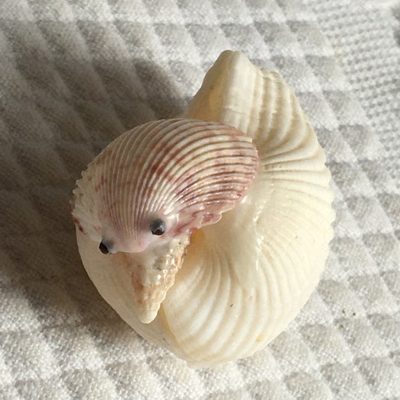 Vintage Seashell Duck Figurine. Small Miniature Duck Made From 4