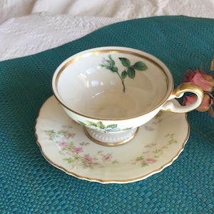 Vintage 1 Cup and Saucer Mismatched. White Roses and Gold Stripes Cut, Federal Shape Syracuse China Saucer, Scalloped Edge. 2 Mismatch Sets.