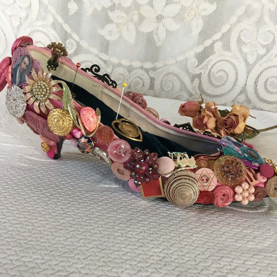 Handmade Button Jewelry High Heel Shoe. Dresser Accent to Hold Favorite Jewelry Pieces. Blue Velvet Cushion Insert. High Heel Button Shoe. - Etsy Handmade Button Jewelry High Heel Shoe. Dresser Accent to Hold Favorite Jewelry Pieces. Blue Velvet Cushion Insert. High Heel Button Shoe. - Etsy