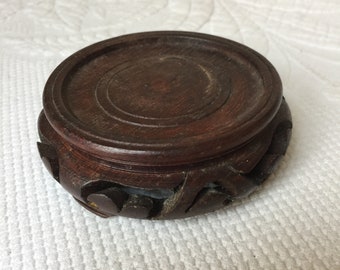Vintage Round Wood Base Stand to Display On. Openwork Designs Around Edge. Circle Display Space is 3". Display Base Stand.