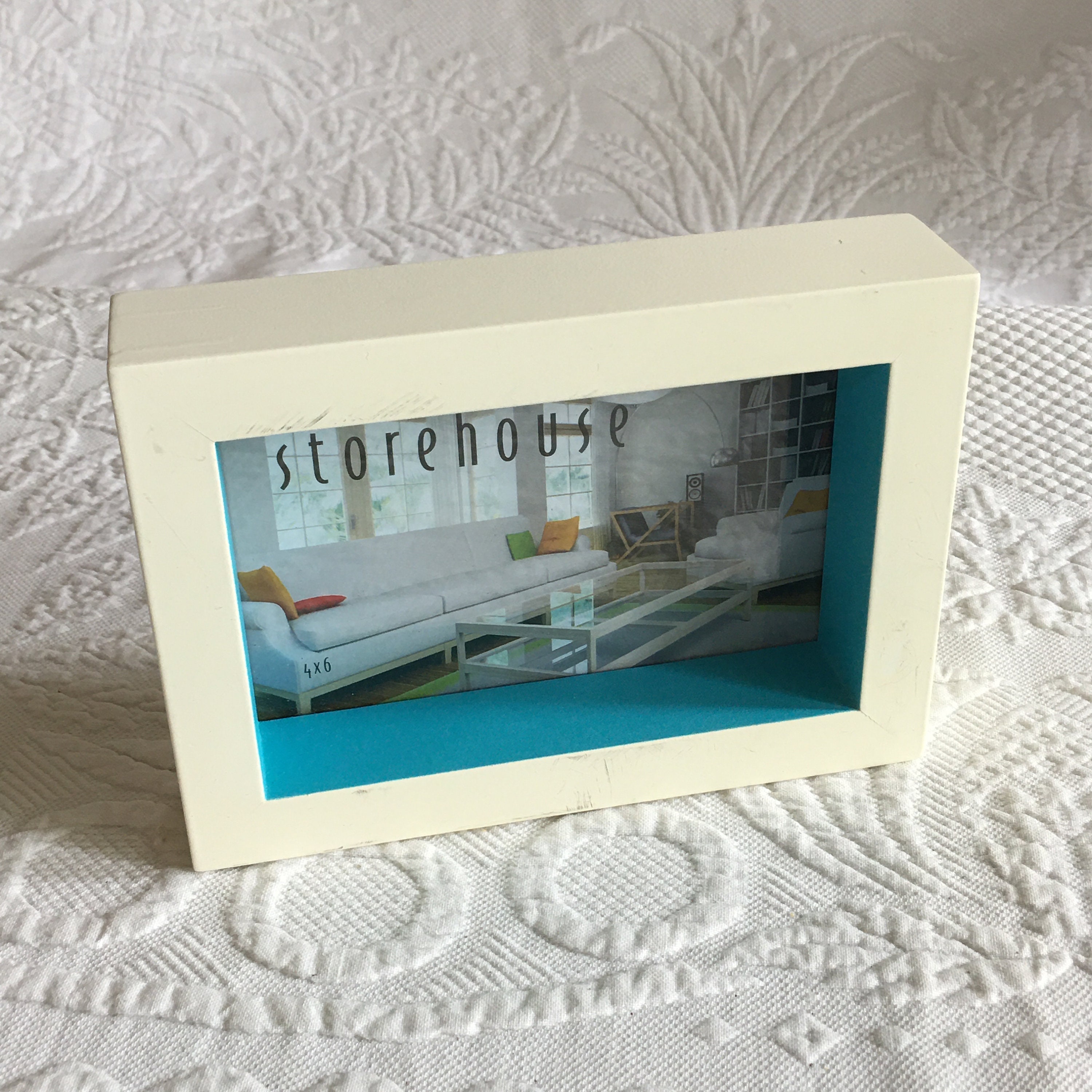 Box Type Picture Frame in Aqua and White. Storehouse Frame with Tabletop Stand. White Front and Sides and Aqua Inside Edges.