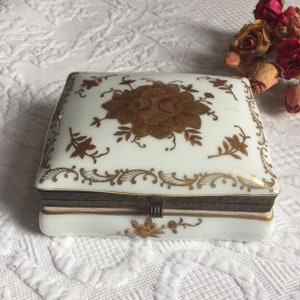 Vintage Andrea Porcelain Hand Painted Dresser Box. Japan. Gold Roses and Swirling Designs Hand Painted on Hinged Box. Interior Designs.