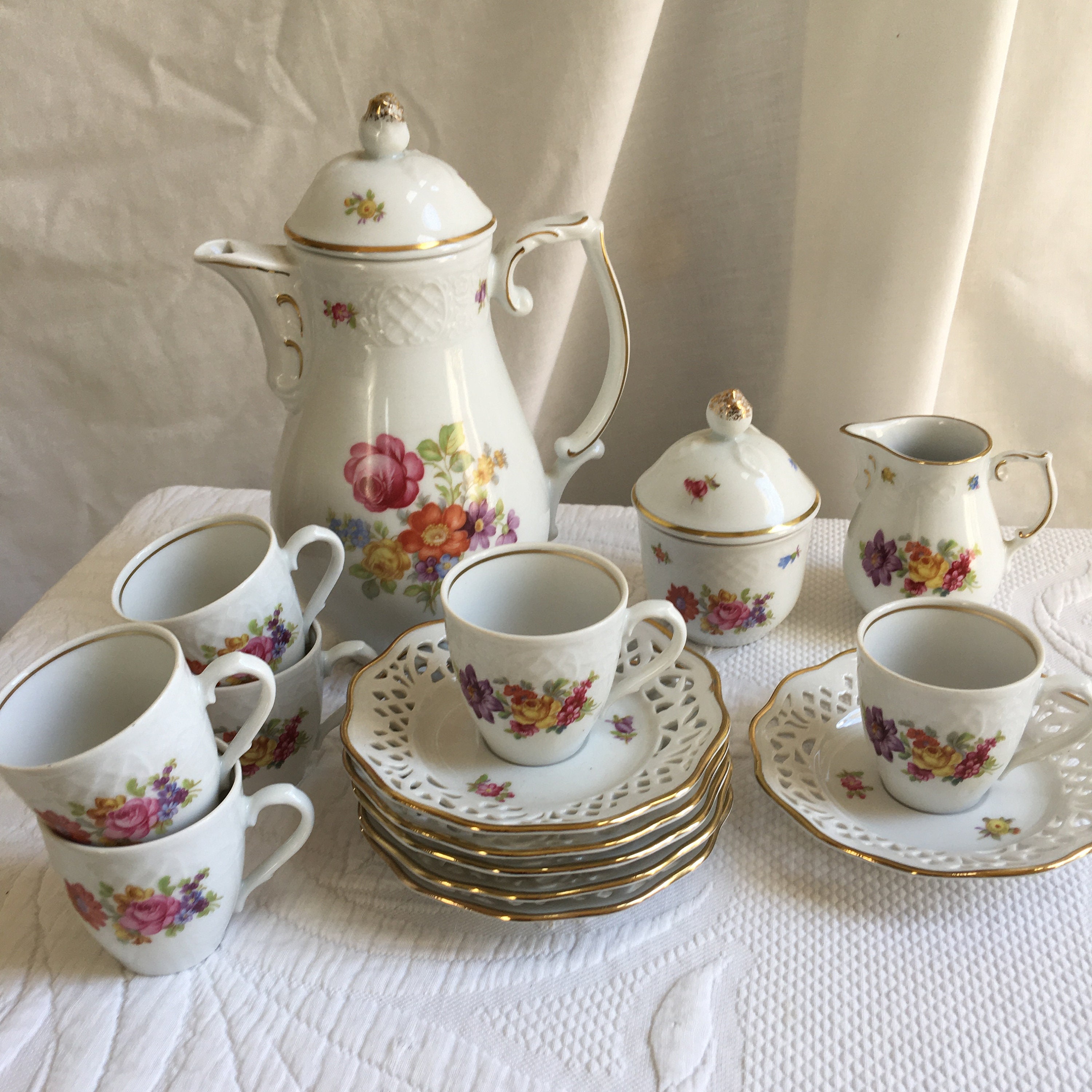 Vintage 17 Piece Girl Tea Party China. Bavaria Schumann Vintage 17 Piece Girl Tea Party China. Bavaria Schumann