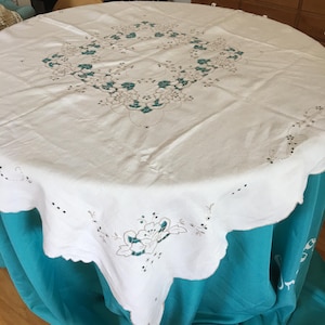 Vintage Embroidered Creamy White Linen 49 1/2&quot; Round Tablecloth. Beige Embroidered Flowers, Eyelets and Openwork Designs. Scalloped Edge.