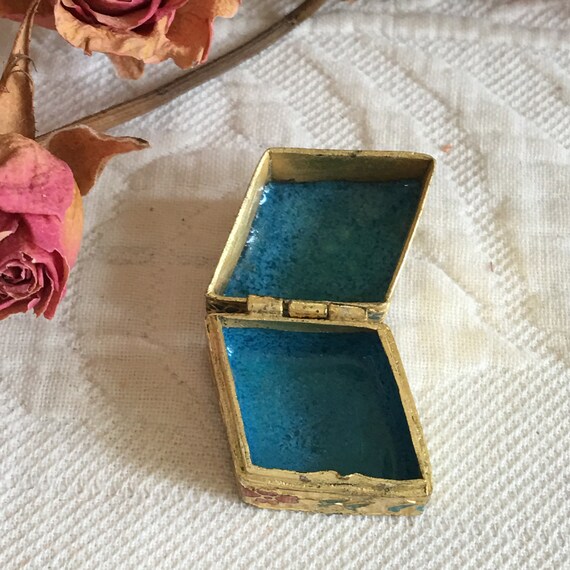 Vintage Cloisonne Diamond Pill Box with Birds and… - image 4