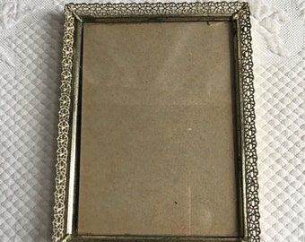 Vintage 1950s Openwork Brass Gold Metal Openwork Frame. Charming