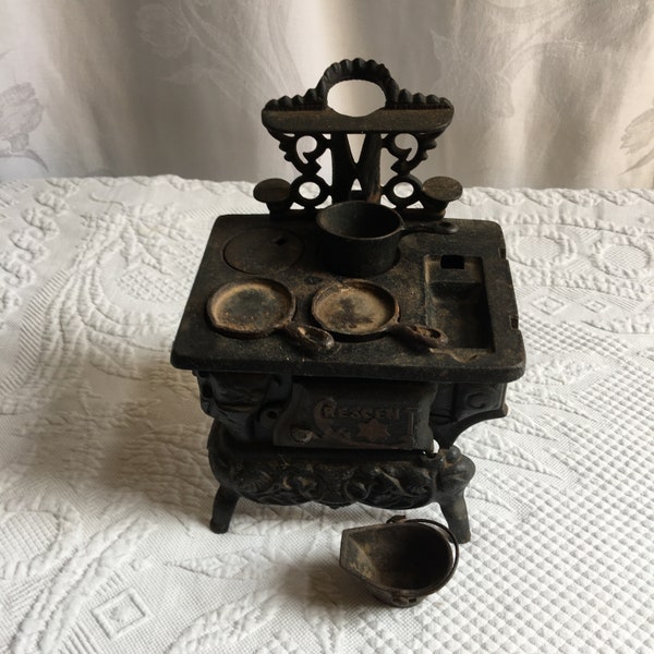Vintage Miniature Cast Iron Stove w/ Coal Bucket, 2 Frying Pans, Cooking Pot and Burner Opening Cover. Doll House Stove.