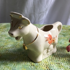 Vintage 1940s McMaster Craft Pottery Cow Cream Pitcher, Tail as the Handle, Mouth as the Pouring Spout. Opening on the Back. Canada.