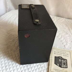 Ancien APPAREIL PHOTO BROWNIE JUNIOR SIX 16