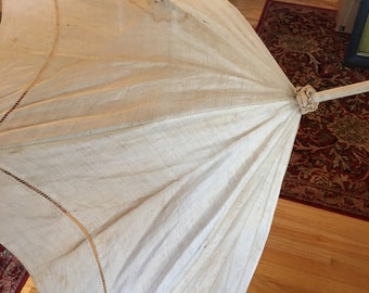 Antique Parasol. Victorian Small Linen Pulled Thread Parasol. Great for a Sunshade When Walking. Wooden Long Straight Pole with Tassel.