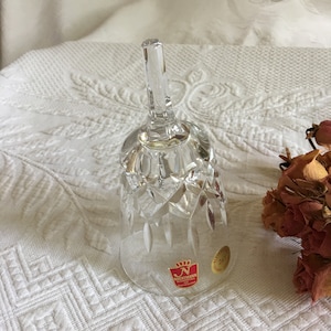 Vintage Clear Crystal Bell Bavaria Germany. Bleikristall 24%. Nachtmann Bleikristall mit Diamantschiff. Beautiful Clear Sound.