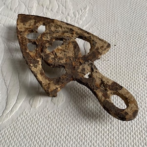 Antique Wrought Iron, Iron Stand in Very Rustic Rusty Condition. Great for an Antique Display. Hold a Plant Pot. Wonderful for Display.