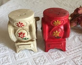 Vintage Salt and Pepper. Antique Ceramic Coffee Grinder Style Salt and Pepper Shakers. Red and White Mill Salt and Pepper.