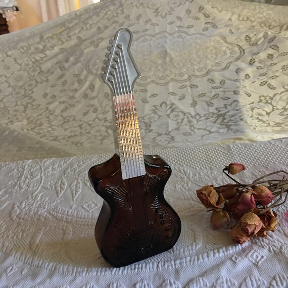 Vintage Avon Electric Guitar Bottle for Wild Country After Wife 570x570 picture Vintage Avon Electric Guitar Bottle for Wild Country After