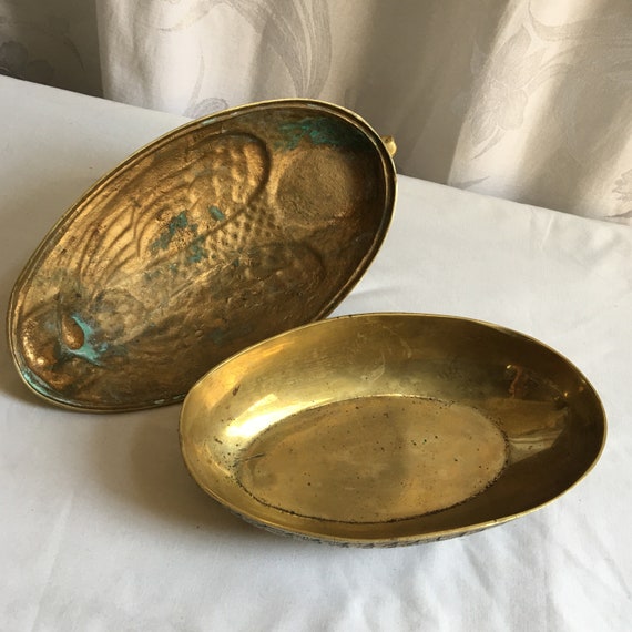 フランスアンティーク陶器のアヒル型小物入れ