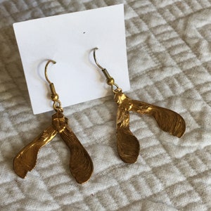 Vintage GOLD Coated Maple Seed Helicopter Pierced Earrings.  Botanical Natural Earrings in Bright Gold.