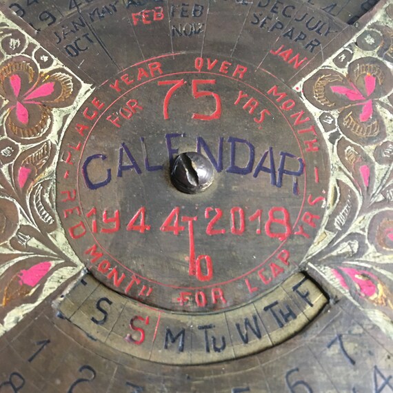 Vintage Brass 75 Year Calendar. 1944 2018. Embossed and Etched Clover  Designs and Other Leaf Sprays Hot Pink Added. Red & Black Lettering. - Etsy  Sweden