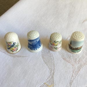 Vintage Porcelain Collectible Thimble. Choose Canada Blue Jay, Roma Vatican, Portugal Coimbra or Venezia Panorama Scene. Collectible.