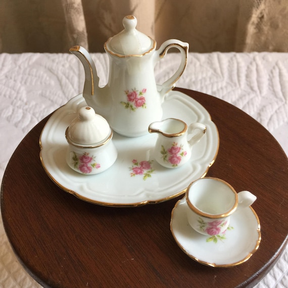 Vintage Girls China Tea Set Kids Tea Set Adorable 11-Piece