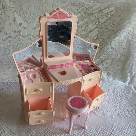 Barbie dresser 2024 with mirror