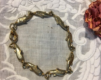 Vintage Silver Metal LINK BRACELET with Dolphin Links. Claw Clasp on 9 Dolphin Bracelet.